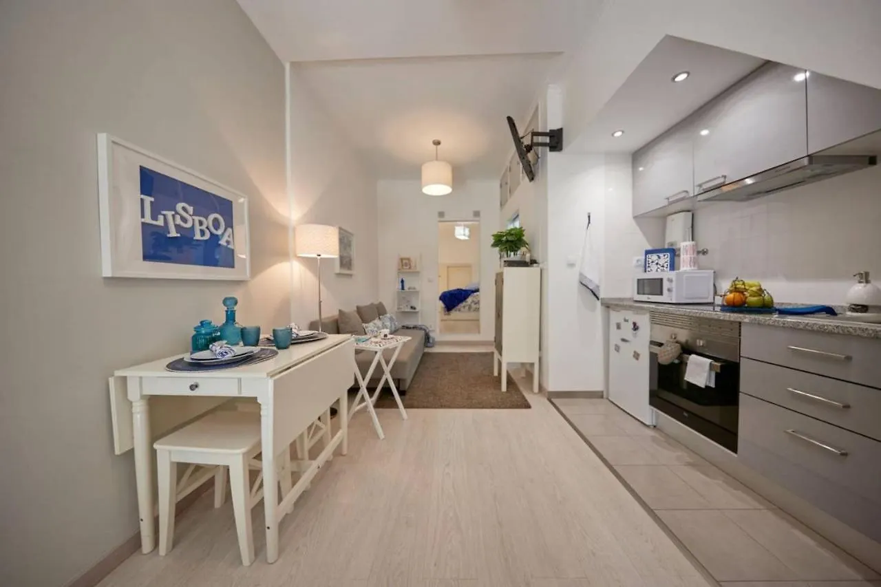 Charming Studio In Adamastor Lisbon! Perfect Location - Super Central But Calm! Apartment